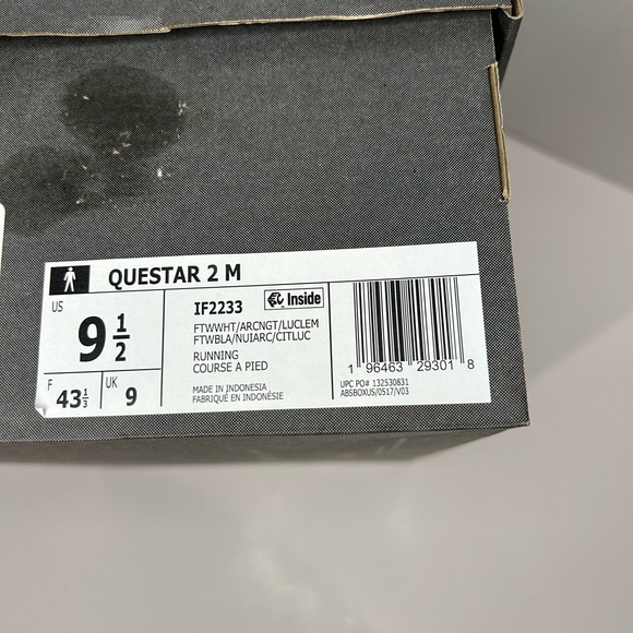 Adidas Men's Questar 2, Size 9.5 & Color: White/Arctic Night/Lucid Lemon - Picture 7 of 7